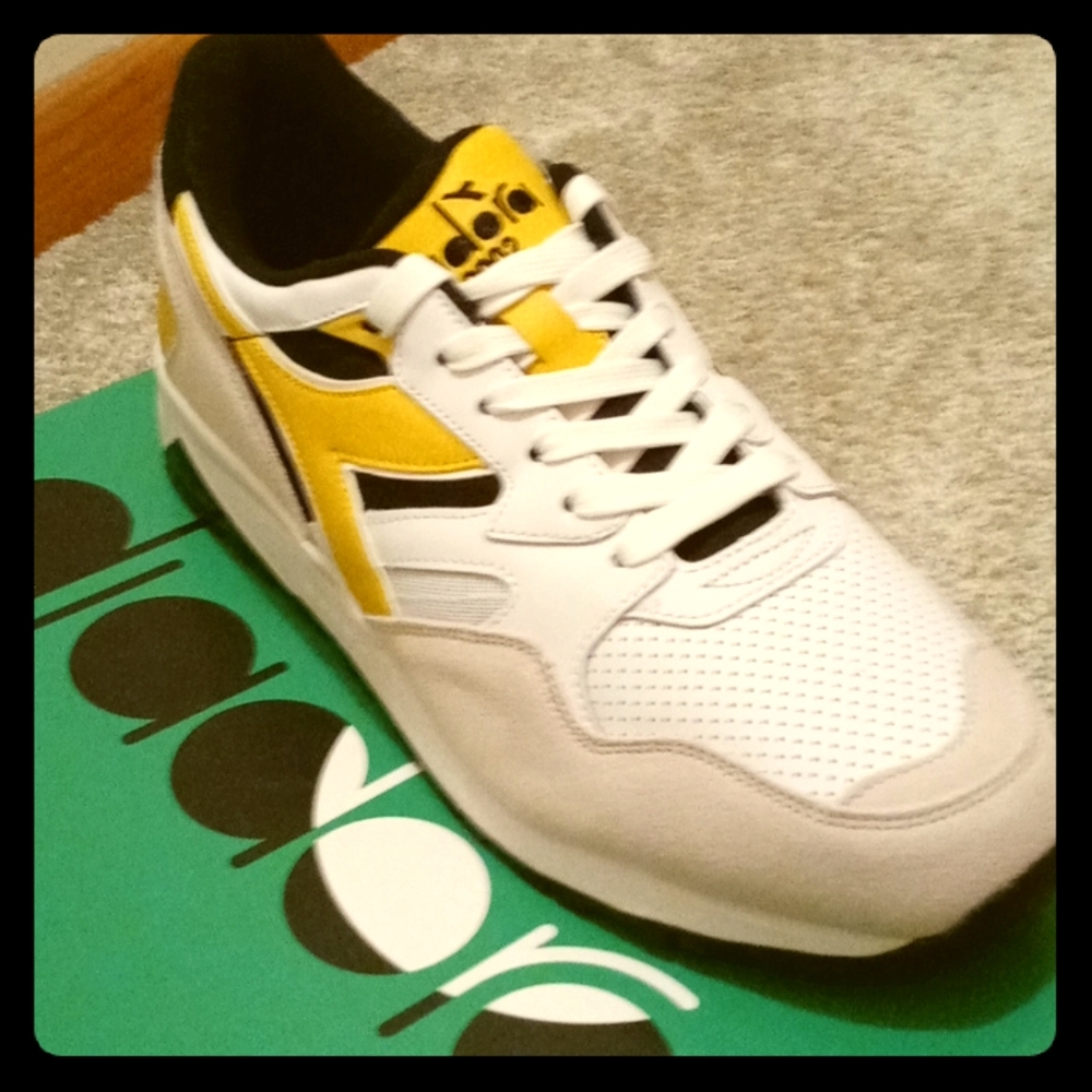 Diadora